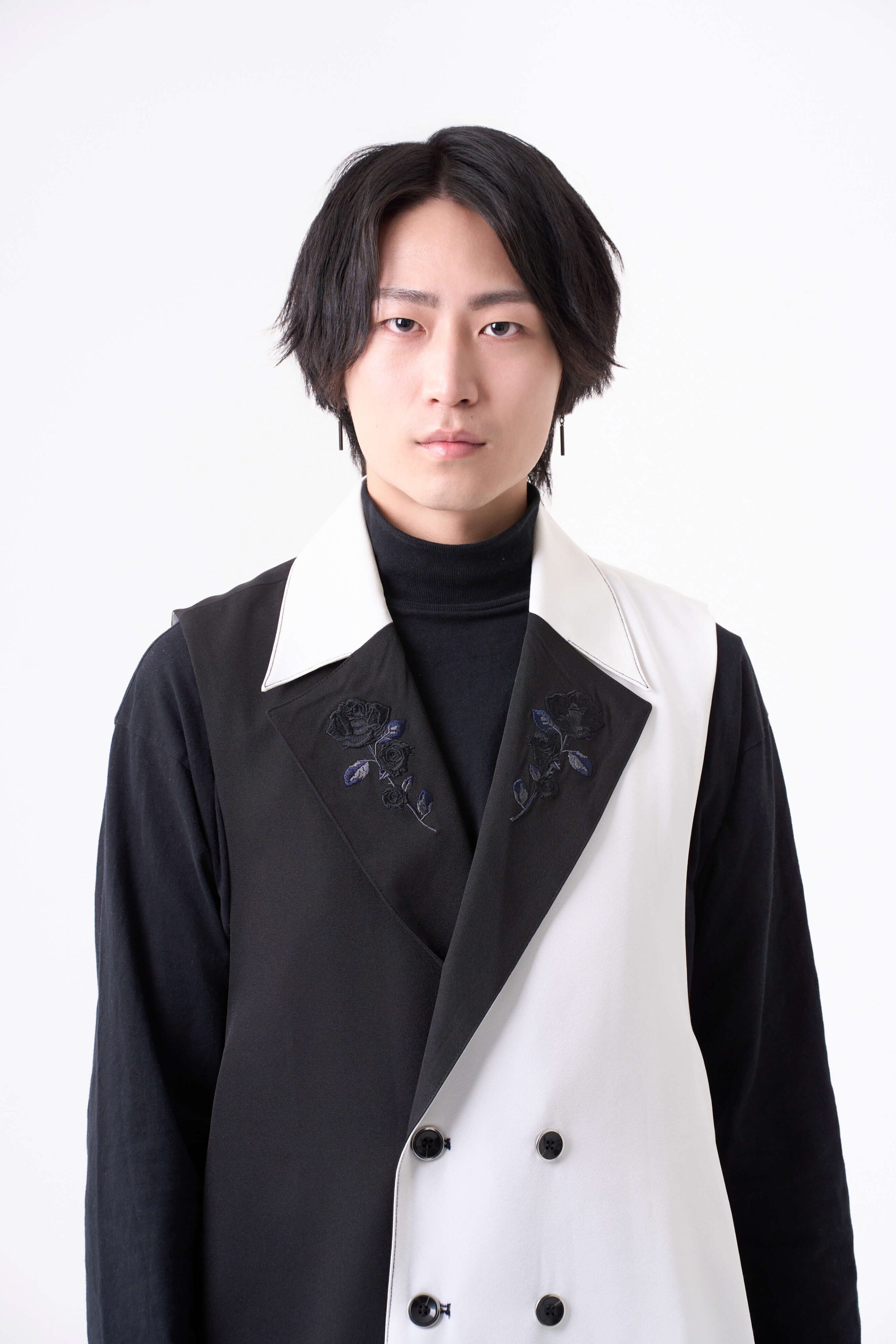 オーディション用写真です。クールな印象を