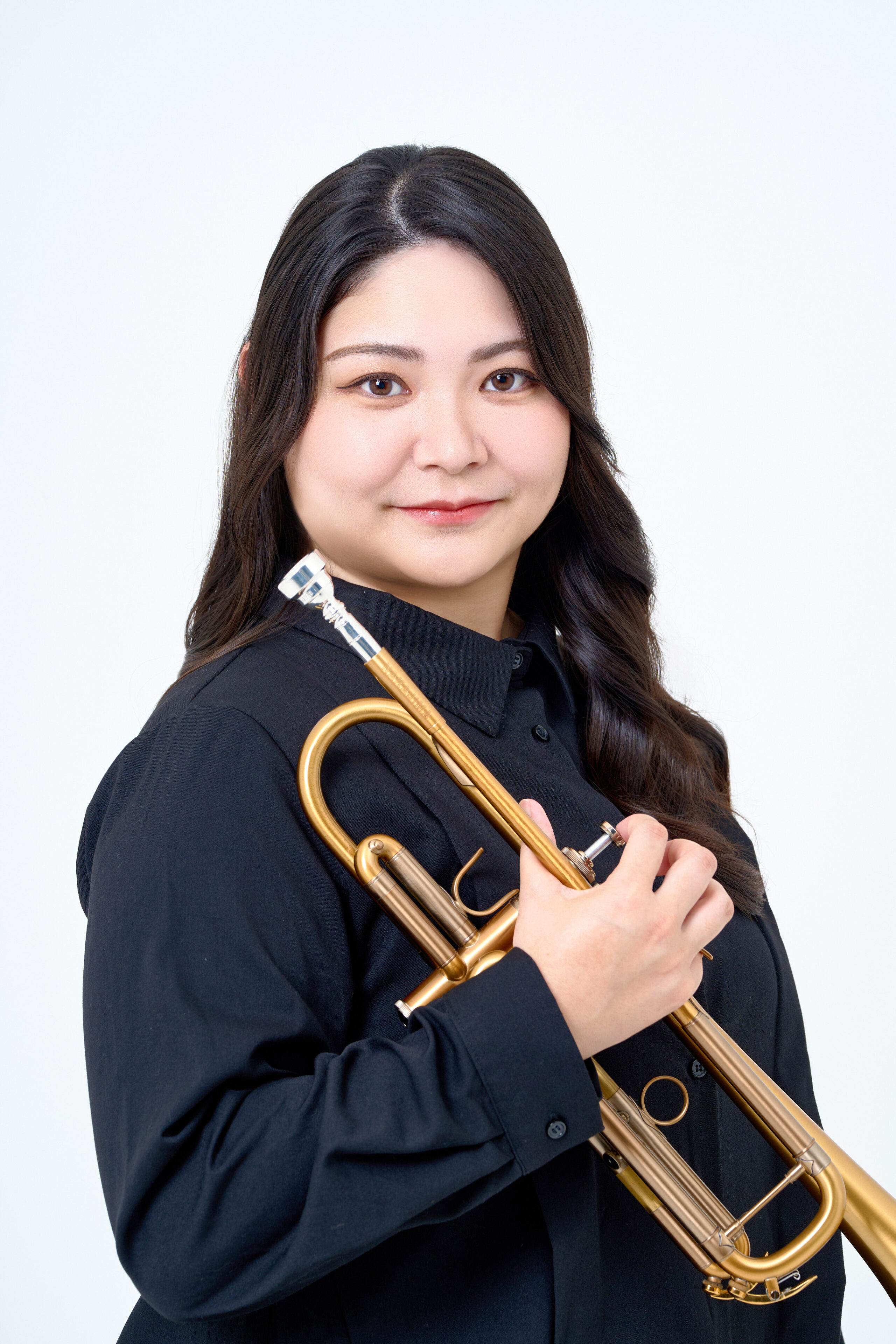 宣材写真の撮影です。演奏家の方のシックな