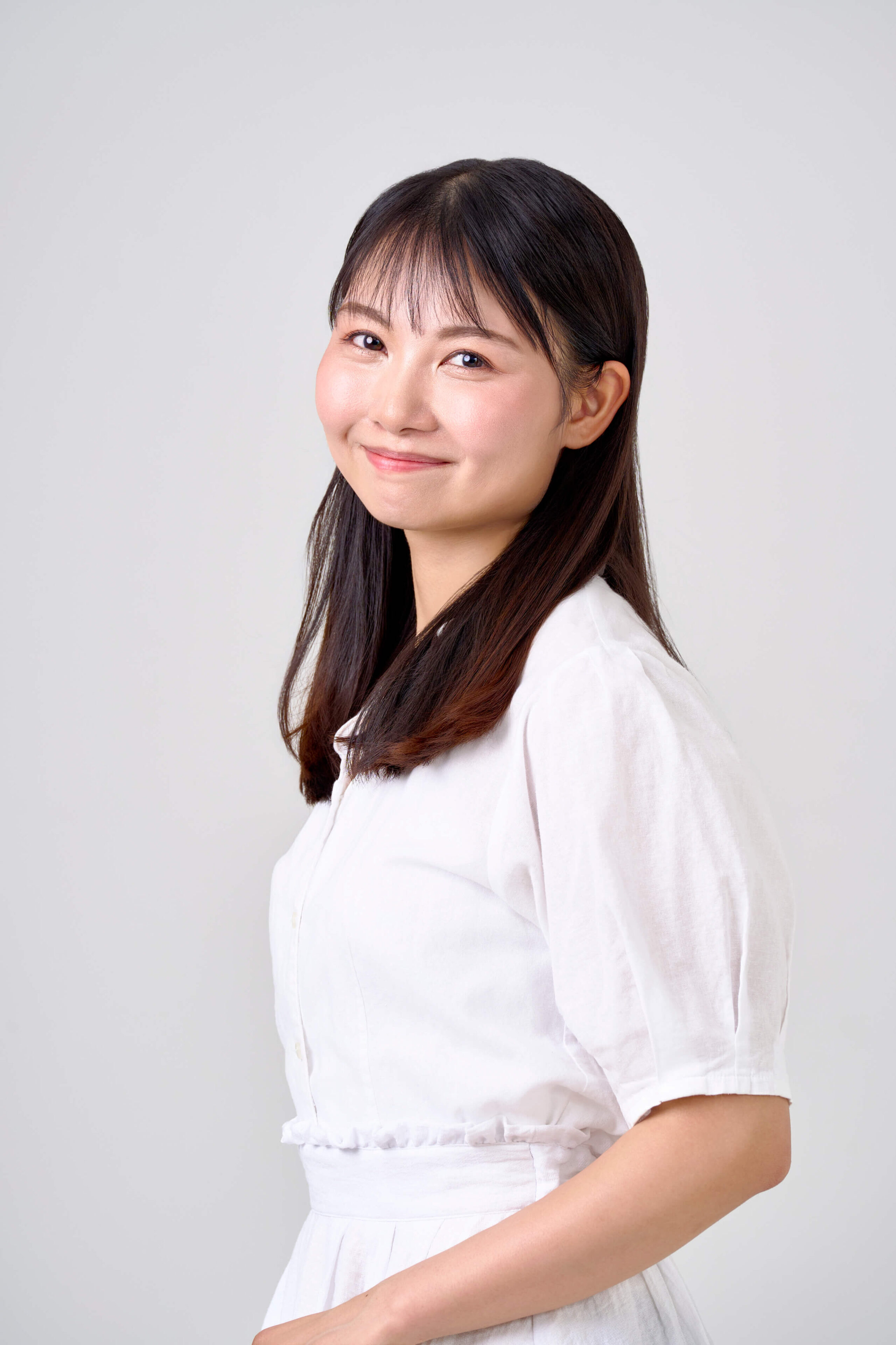 白背景にシンプルな構成で撮影し、やわらか