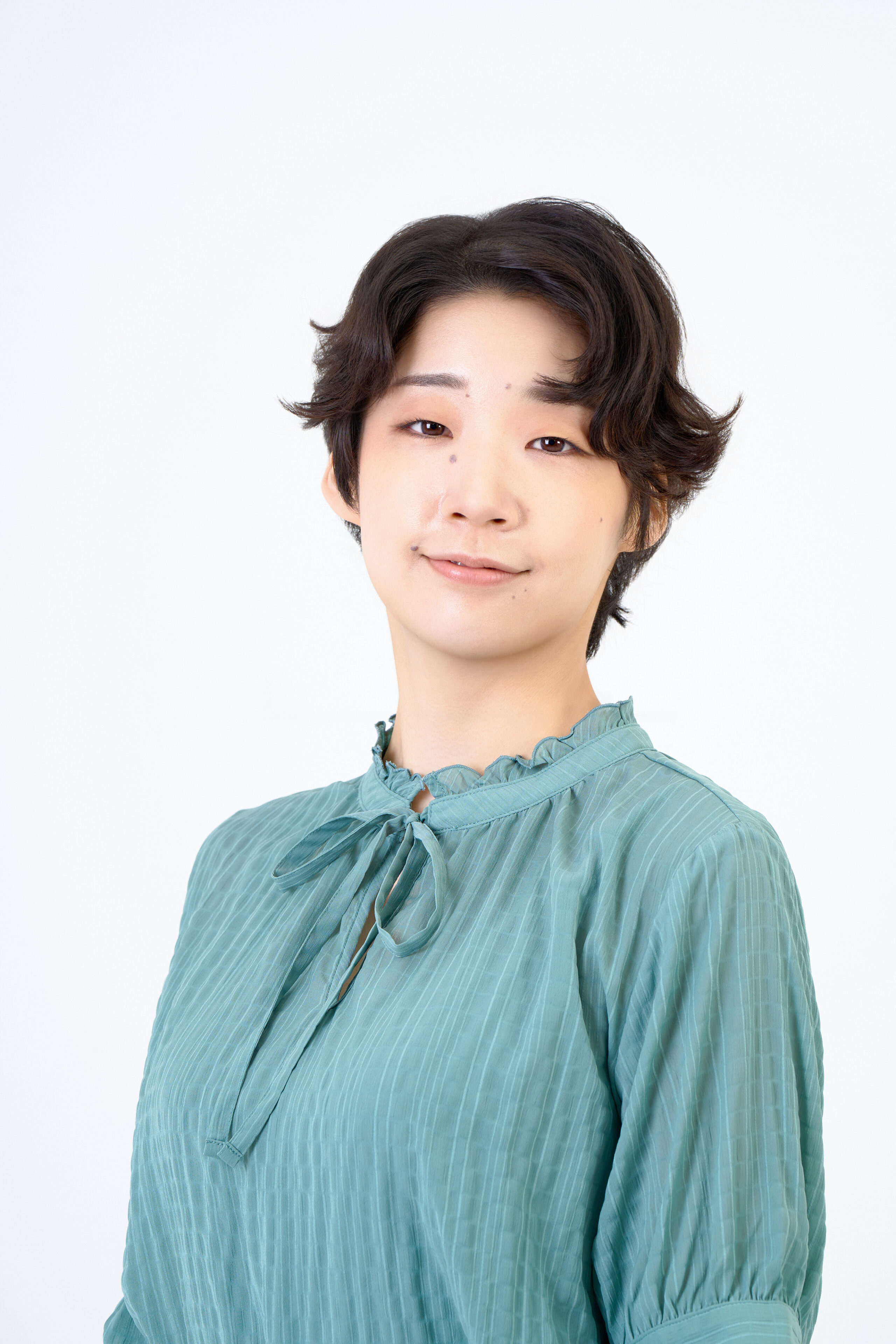 声優関係の方の宣材写真の撮影です。シンプ