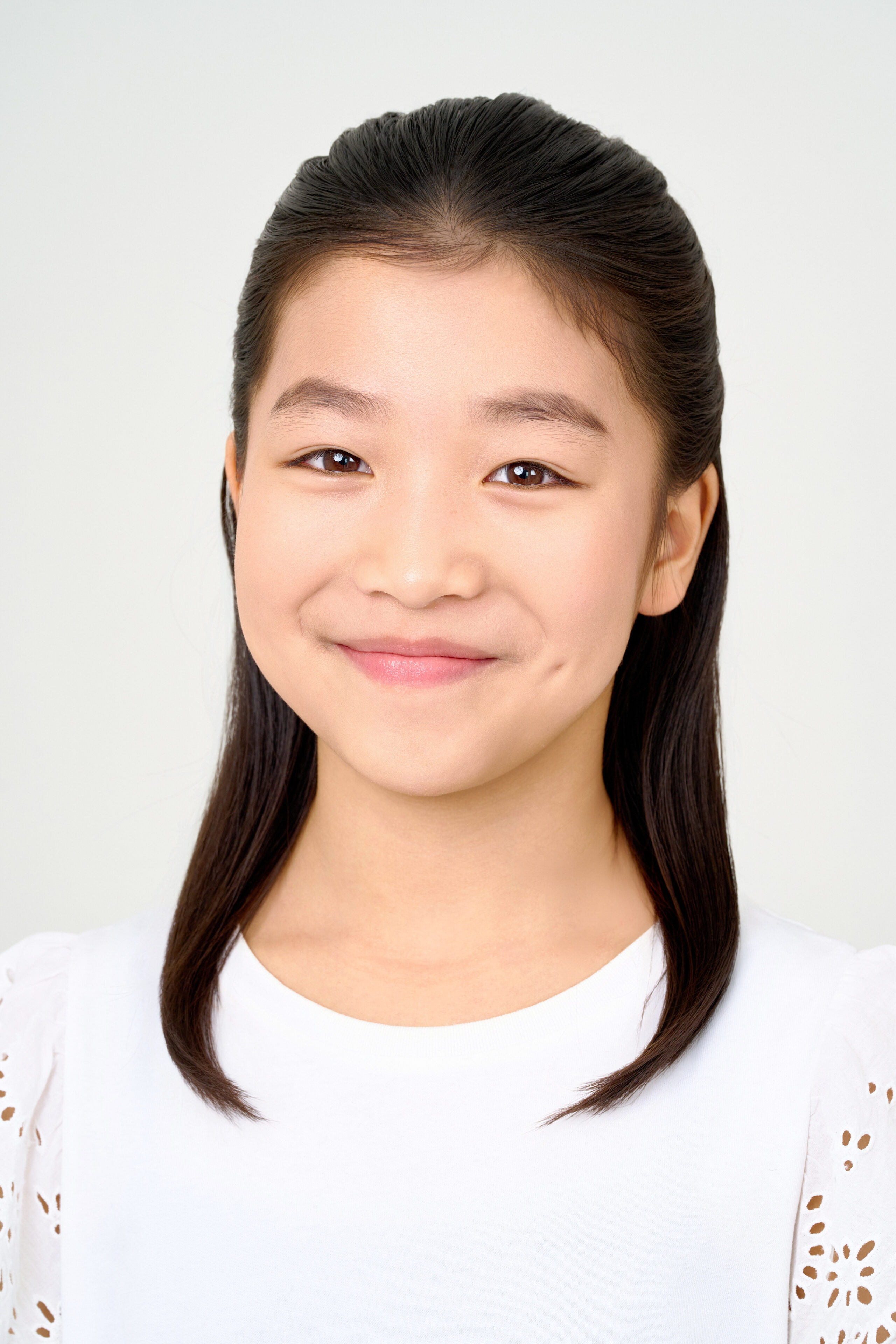 宣材写真の撮影です。明るい雰囲気と可愛ら