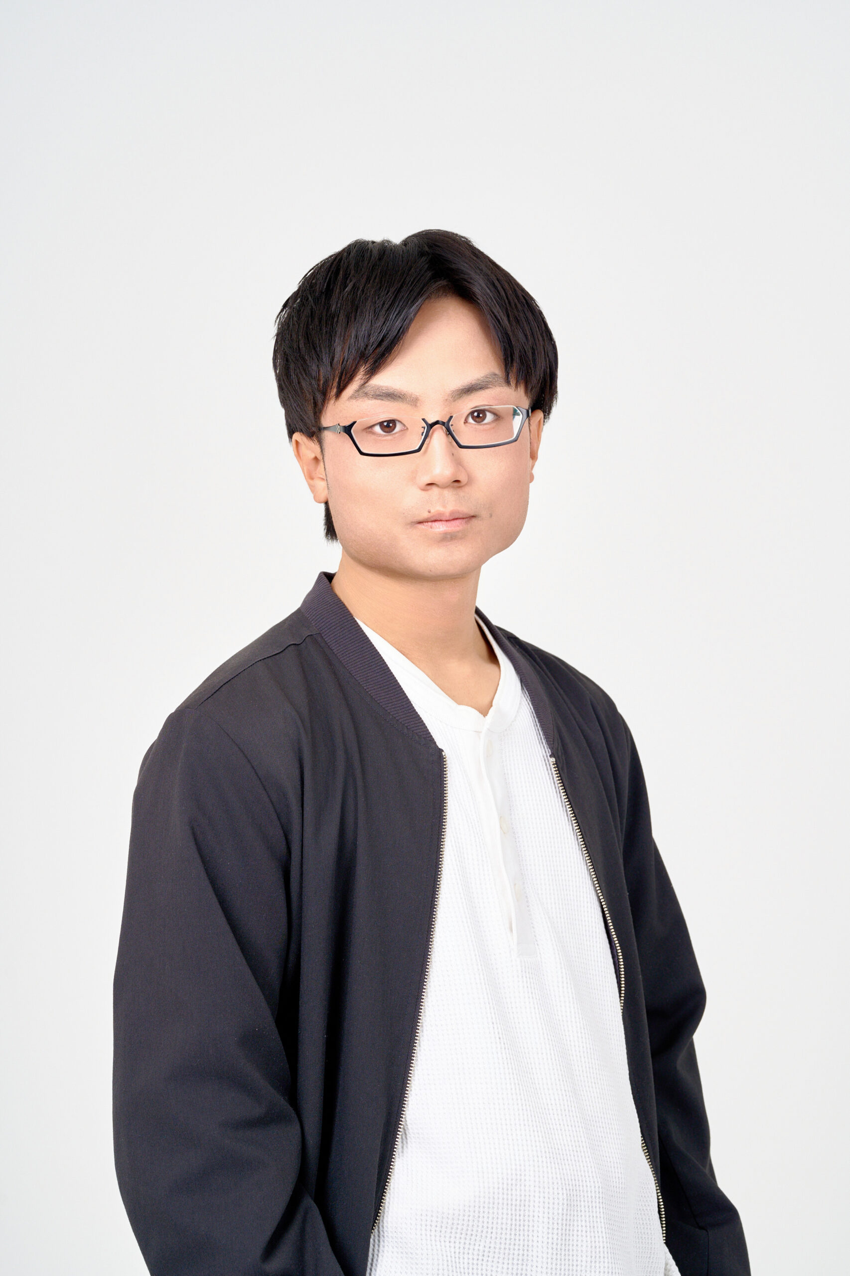 宣材写真の撮影です。クールな印象を大切に