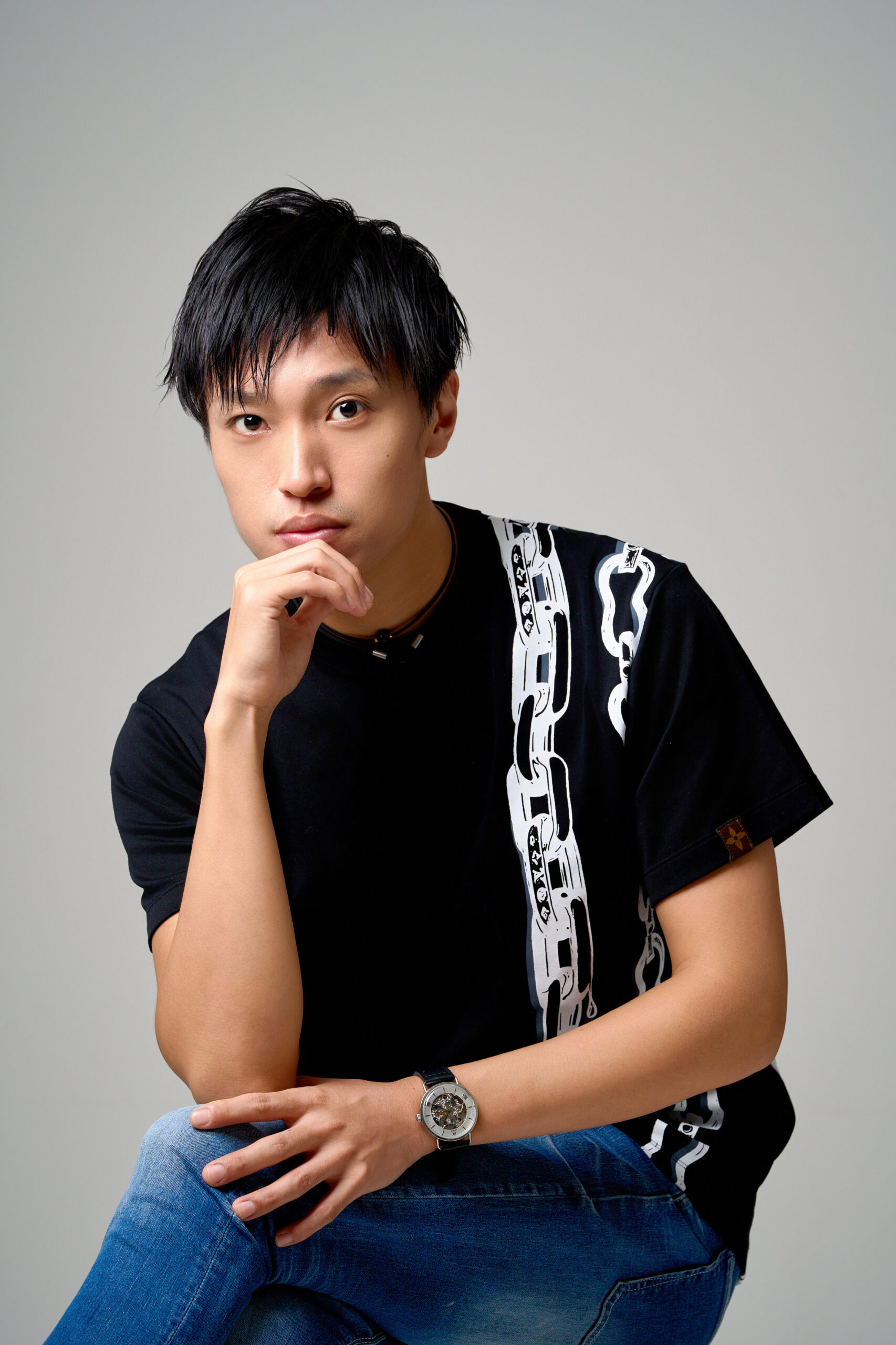 宣材写真の撮影です。自然でアンニュイな雰