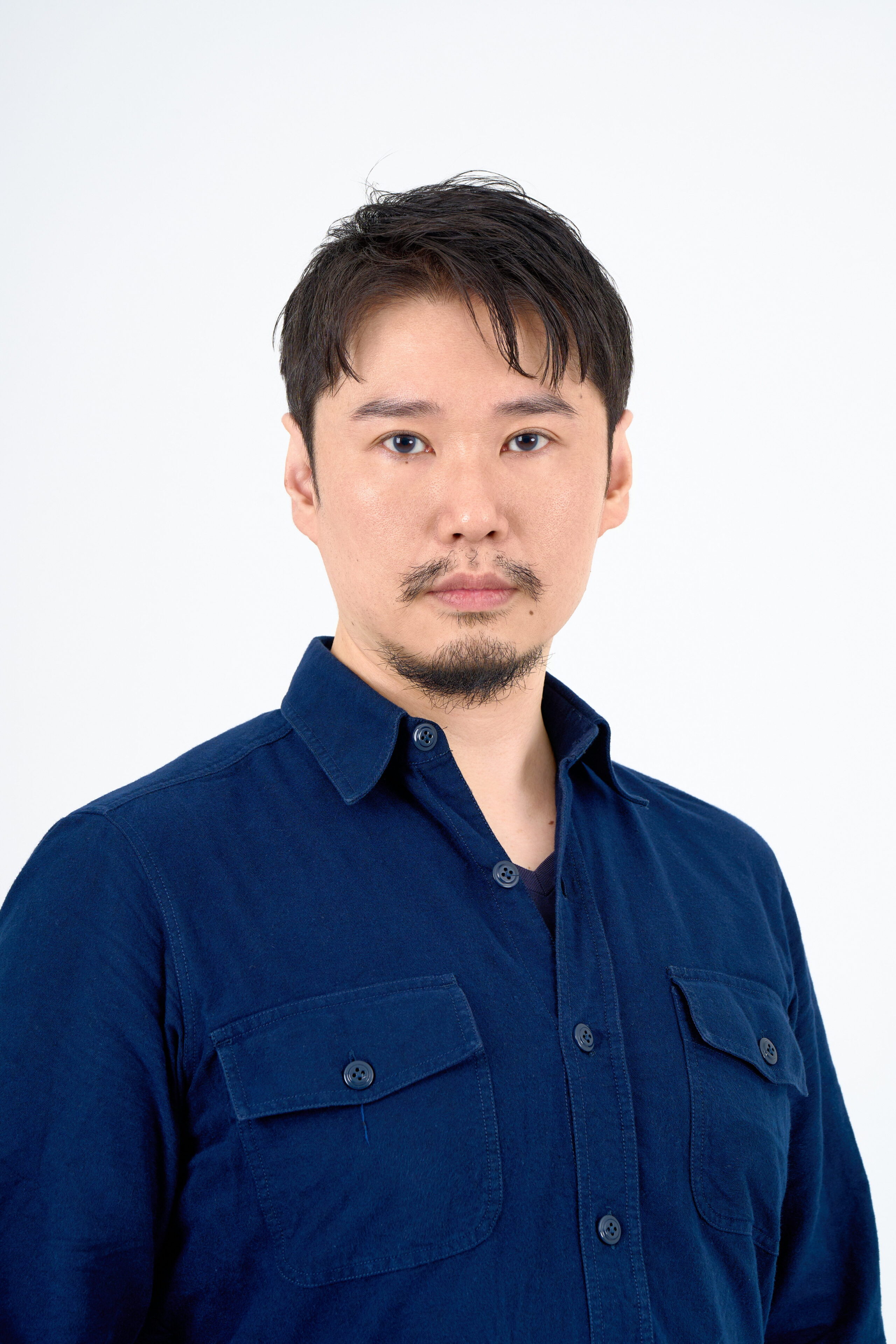 宣材写真の撮影です。落ち着いた雰囲気をフ