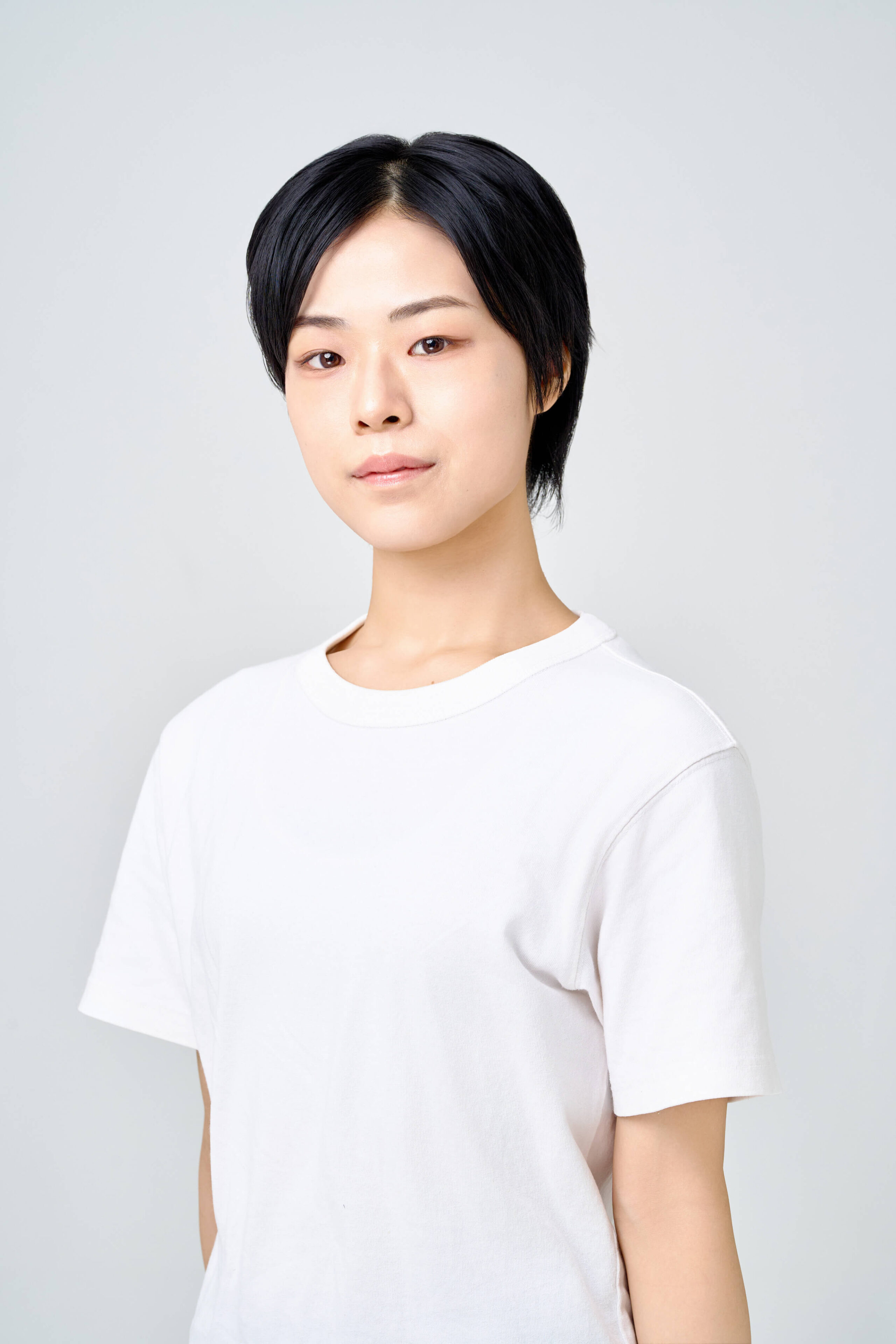 舞台俳優の方の宣材写真です。普段の役柄に