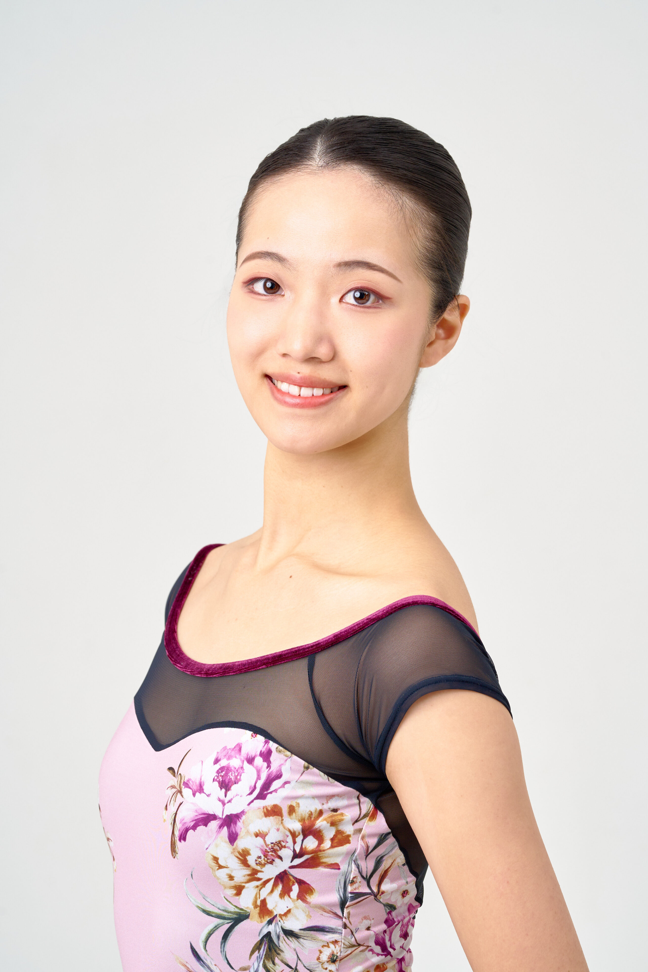 バレエダンサーの宣材写真の撮影です。明る