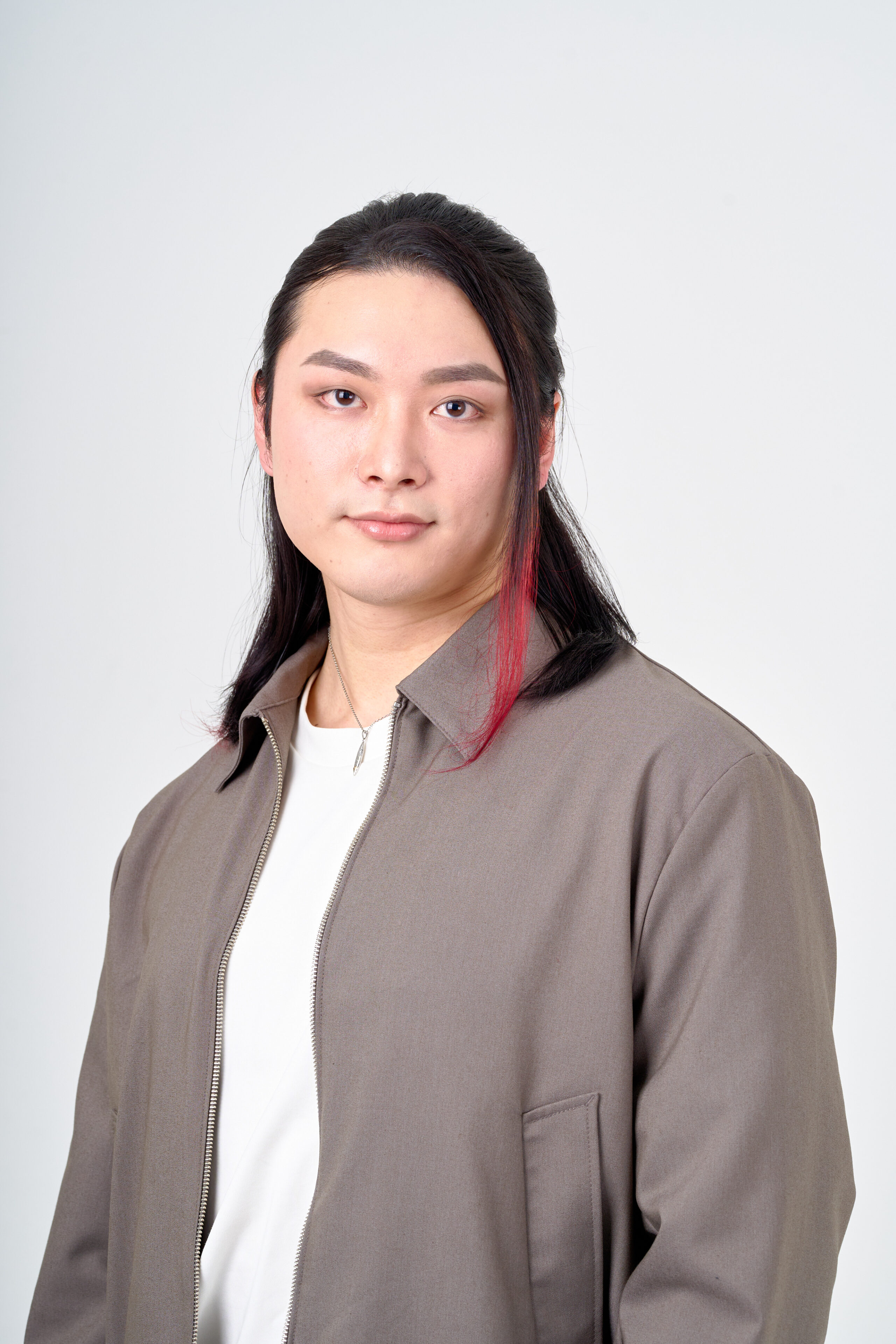 宣材写真の撮影です。自然なレタッチで見映